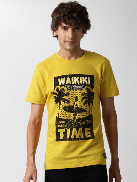 

Peter England Casuals Men Yellow Typography Printed Applique Slim Fit T-shirt