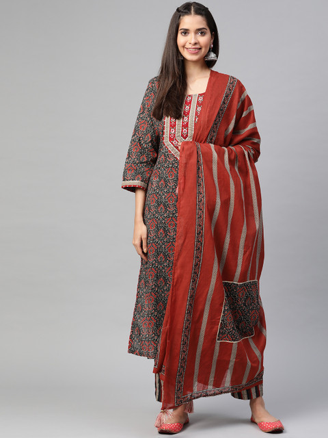 

Readiprint Fashions Women Red Ethnic Motifs Printed Gotta Patti Pure Cotton Kurta Set