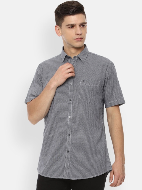 

Van Heusen Sport Men Black & White Slim Fit Micro Checked Casual Shirt