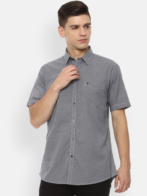 

Van Heusen Sport Men Grey & White Slim Fit Opaque Checked Pure Cotton Casual Shirt