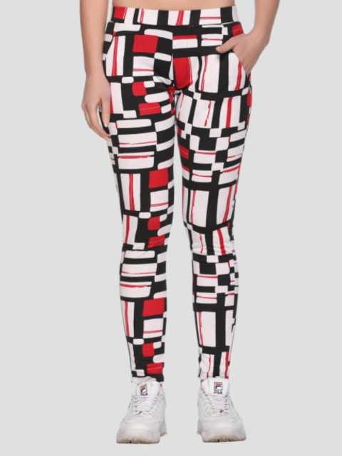 

armure Women White & Black Printed Jeggings