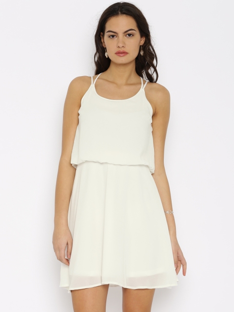 

Vero Moda Women White Solid Blouson Dress