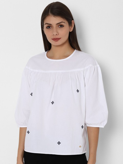 

Allen Solly Woman Women White & Black Geometrioc Round Neck Regular Top