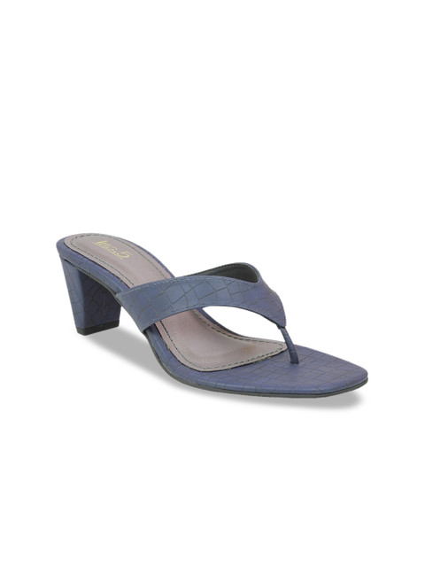 

Inc 5 Navy Blue Textured Block Sandals