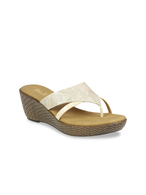 

Inc 5 Women Cream Comfort Heels
