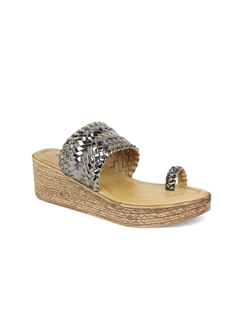 

Inc 5 Women Gunmetal-Toned Wedge Heels, Metallic