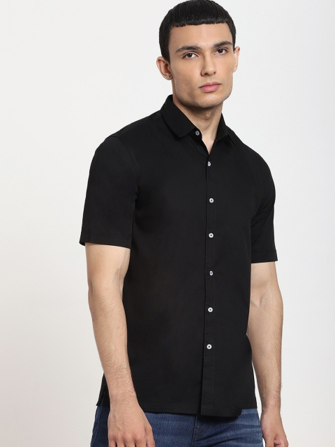 

Bewakoof Men Black Opaque Casual Shirt