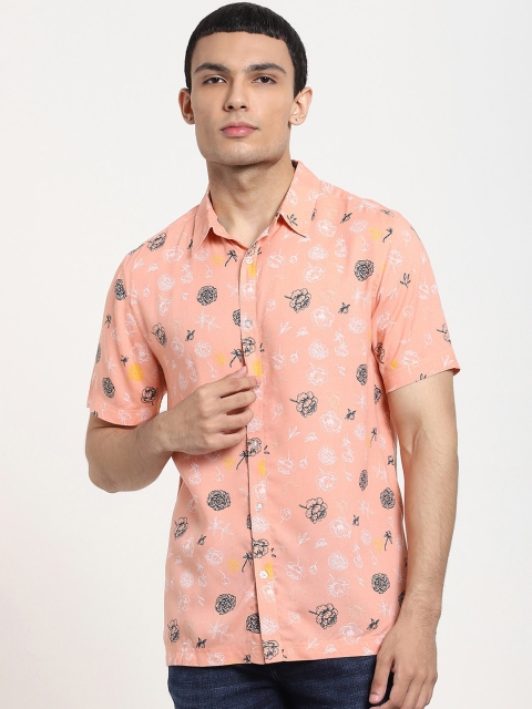 

Bewakoof Men Pink Opaque Printed Casual Shirt