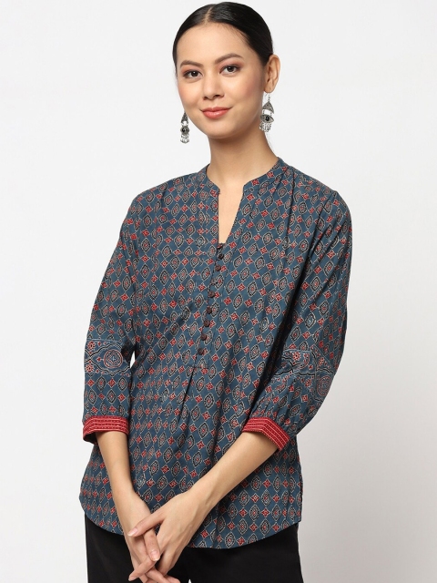 

Fabindia Women Navy Blue Floral Printed Thread Work Kurta