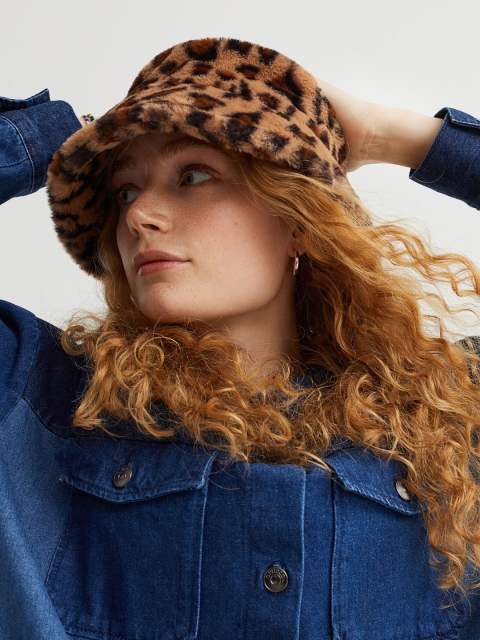 

H&M Women Beige & Black Animal Faux Fur Bucket Hat