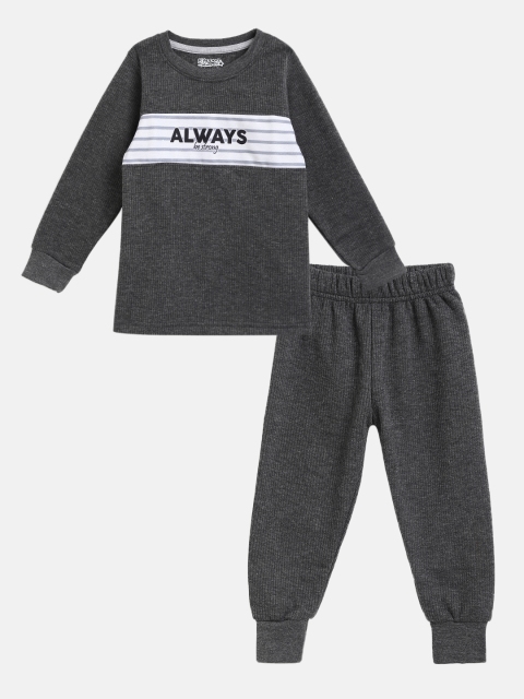 

Eteenz Boys Charcoal Grey Self Striped Cotton Thermal Set with Printed Detail