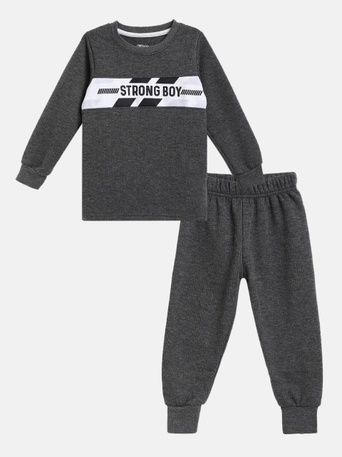 

Eteenz Boys Charcoal Grey Self Striped Cotton Thermal Set with Printed Detail