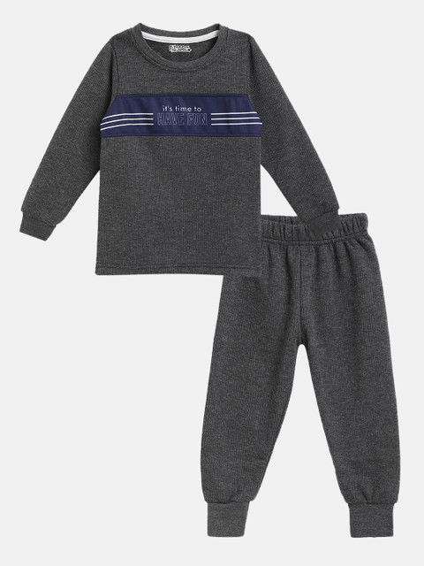

Eteenz Boys Charcoal Grey Self Striped Cotton Thermal Set with Striped Detail