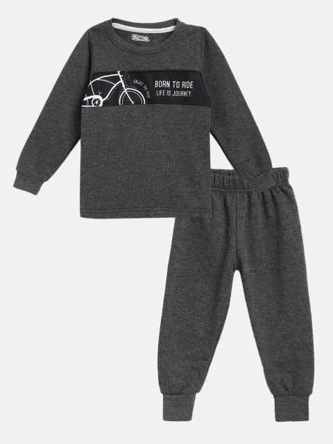 

Eteenz Boys Charcoal Grey & White Premium Cotton Self-Striped Typography Print Thermal Set
