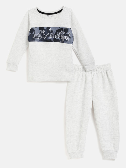 

Eteenz Girls Grey Melange Cotton Self Striped & Printed Thermal Set