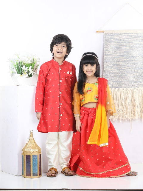 

BownBee Boys Red & Gold-Coloured Printed Sherwani