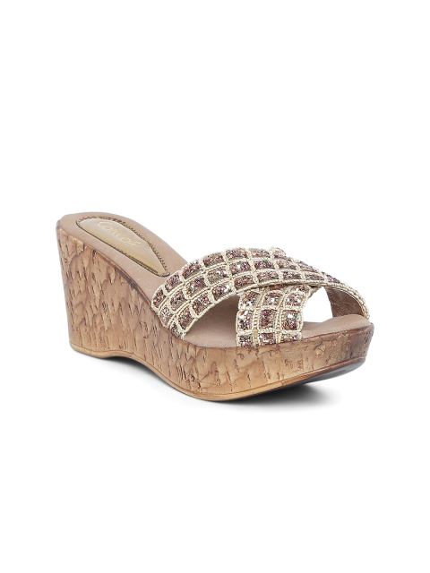 

Catwalk Women Gold-Toned Woven Embellished Wedges