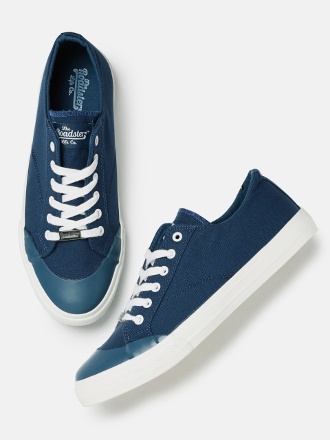 

Roadster Men Teal Blue Solid Sneakers