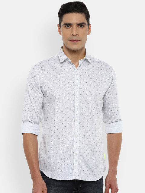 

V Dot Men White Slim Fit Opaque Printed Casual Shirt