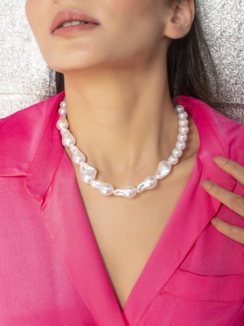 

ToniQ White Choker Necklace