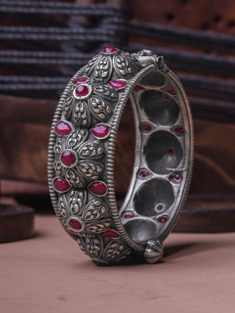 

DIVA WALK Women Silver-Toned & Maroon Handcrafted Silver-Plated Bangle-Style Bracelet