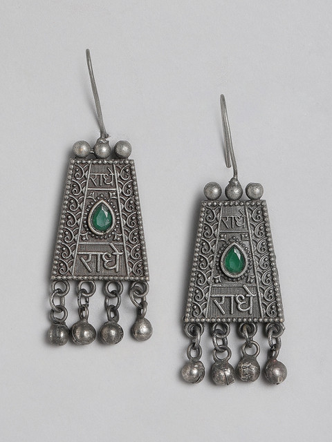 

DIVA WALK Silver-Toned Contemporary Drop Earrings