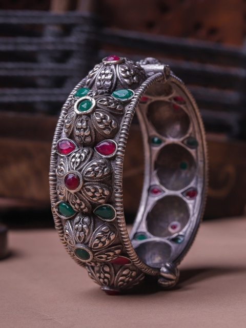

DIVA WALK Women Silver-Toned & Pink Handcrafted Silver-Plated Bangle-Style Bracelet