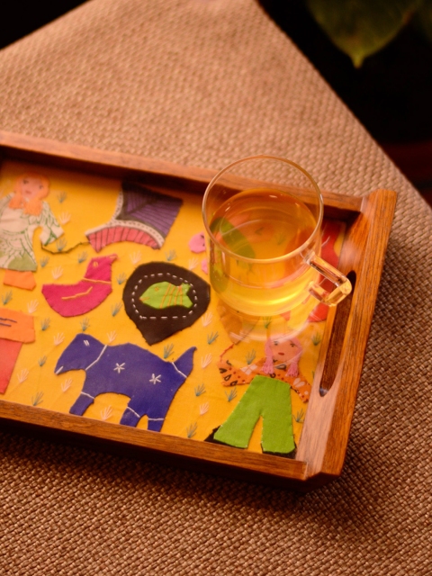 

ExclusiveLane Single Multicoloured Applique Rectangular Wooden Tray, Multi