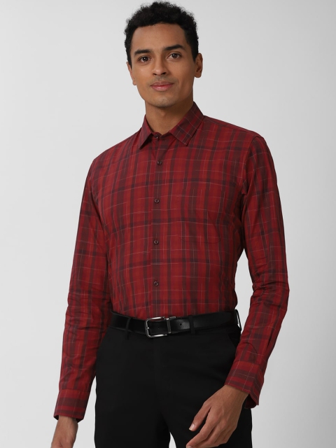 

Peter England Men Red & Brown Opaque Checked Formal Shirt