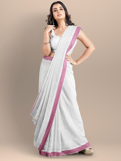 

BharatSthali White & Pink Silk Cotton Maheshwari Saree