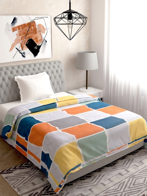 

Salona Bichona Multi Checked Mild Winter 120 GSM Single Bed Comforter