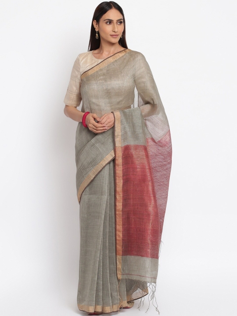 

Fabindia Grey & Gold-Toned Solid Saree