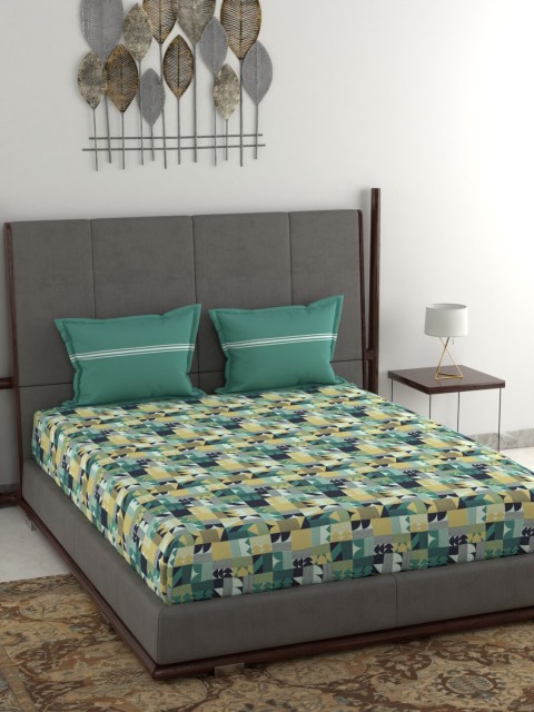 

Trident Unisex Green Geometric Pure Cotton Double Queen Bedsheet with 2 Pillow Covers