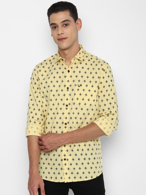 

Allen Solly Men Yellow Slim Fit Opaque Printed Casual Shirt