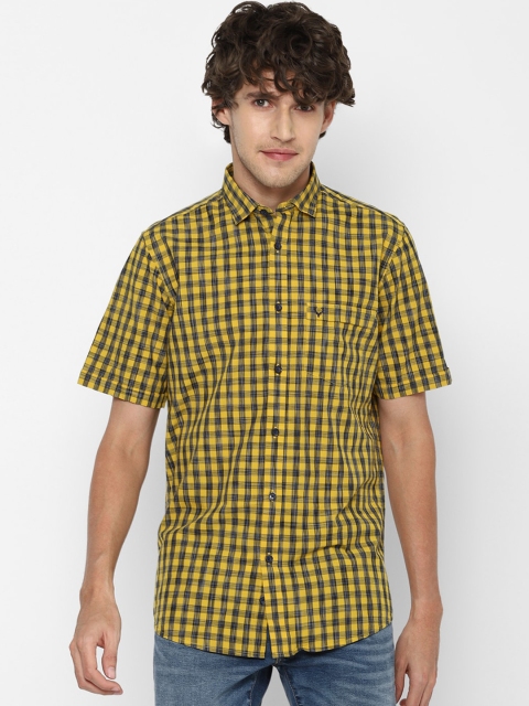 

Allen Solly Men Yellow Slim Fit Opaque Checked Casual Shirt
