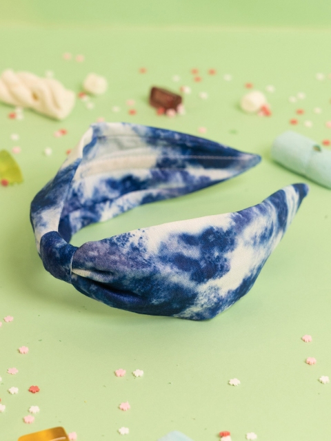 

Elaa Girls Blue & White Tie & Dye Pure Cotton Hairband