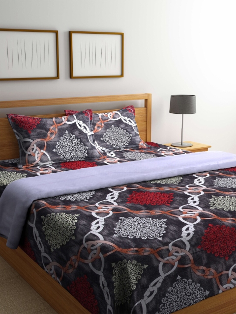 

Arrabi Grey & White Ethnic Motifs Printed Double Queen Bedding Set