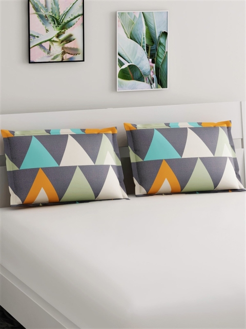 

Salona Bichona Set Of 2 Grey & Beige Printed 144TC Geometric Pillow Covers