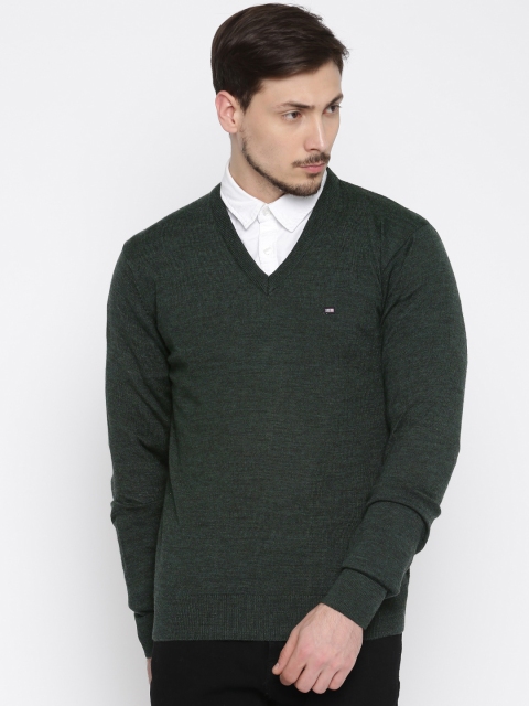 

Arrow Green Sweater