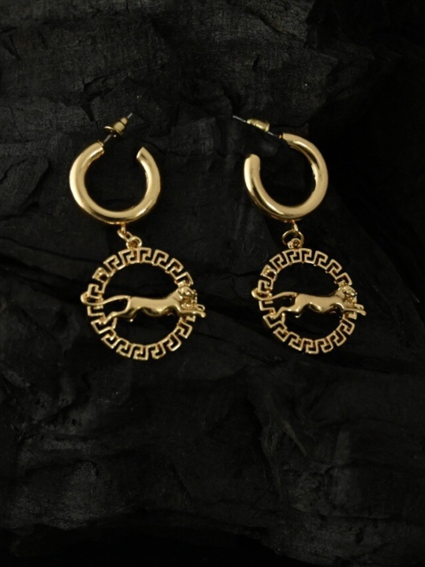 

justpeachy Gold-Plated Contemporary Drop Earrings