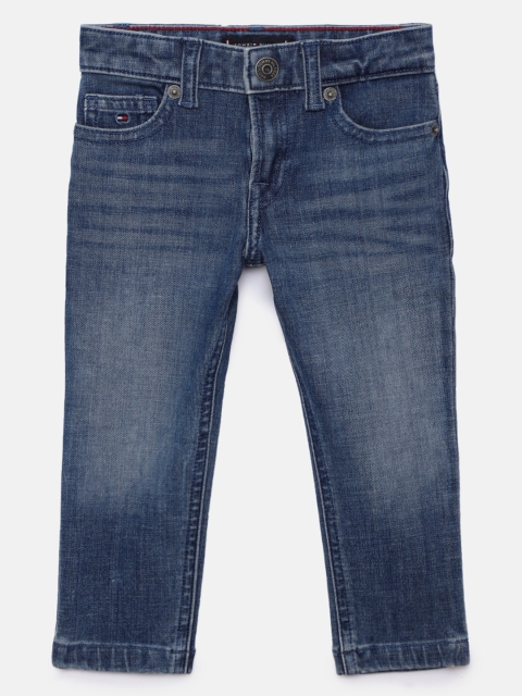 

Tommy Hilfiger Boys Blue Tapered Fit Mid-Rise Light Fade Stretchable Jeans