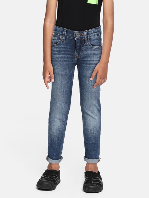 

Tommy Hilfiger Boys Blue Slim Fit Light Fade Stretchable Jeans