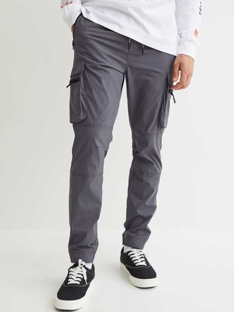 

H&M Men Grey Solid Skinny Fit Cargo Joggers