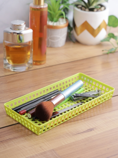 

Lock & Lock Green Solid Small Reusable Plastic Storage Basket