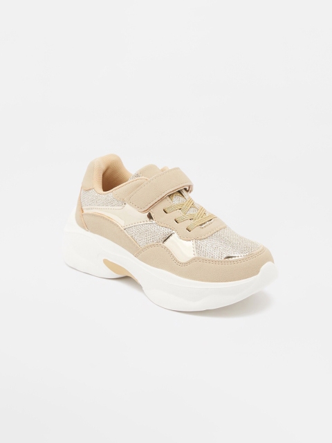 

shoexpress Girls Gold-Toned Walking Non-Marking Shoes