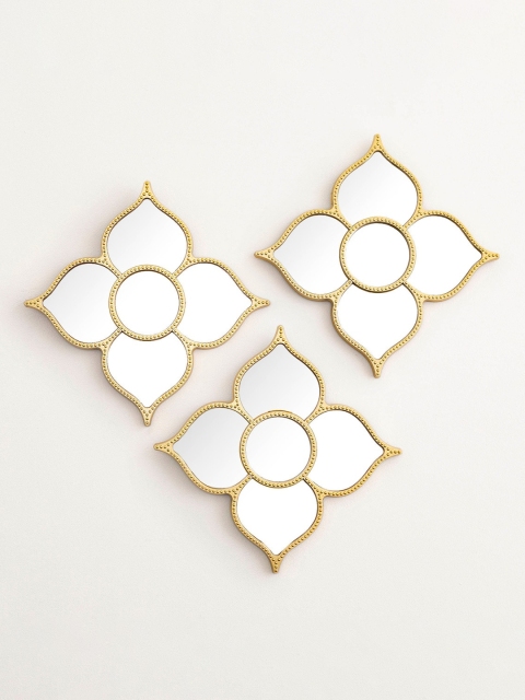 

Home Centre Gold & White Set of 3 Metal Wall Arts