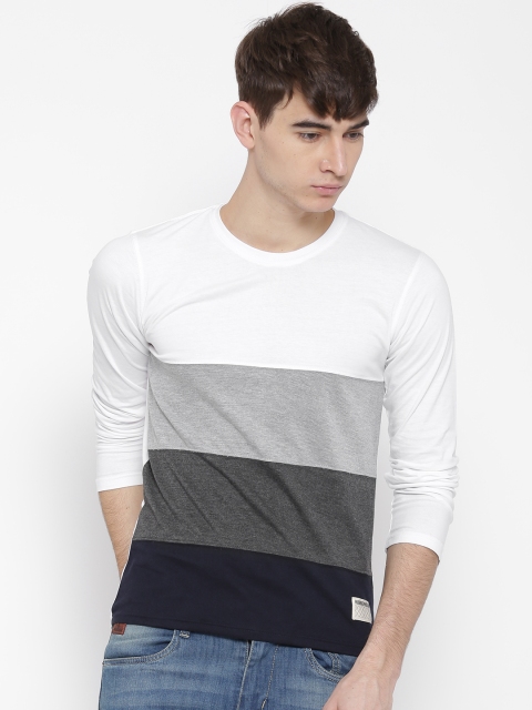 

Hubberholme Men White Colourblocked Round Neck T-Shirt