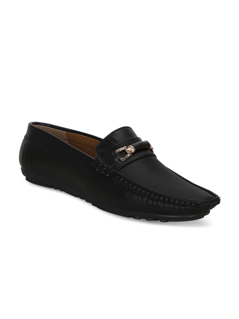 

Get Glamr Men Black Loafers