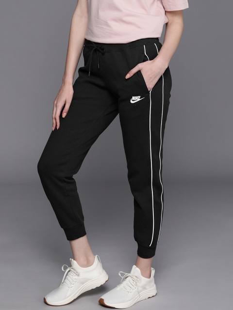 

Nike Women Black Solid Joggers