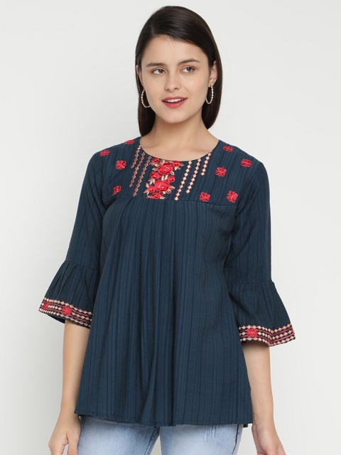 

V2 Value & Variety Blue Floral A-Line Top